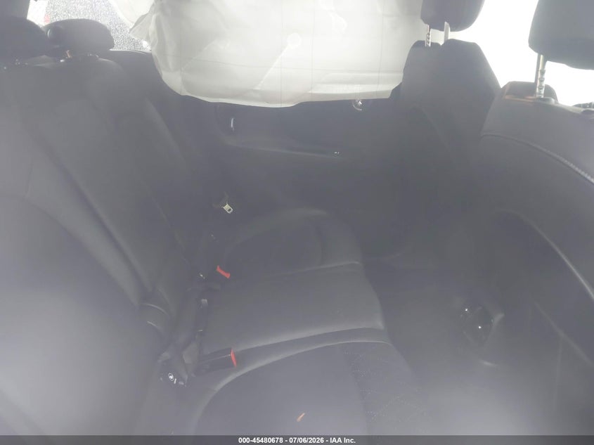 2019 Mini Countryman VIN WMZYT5C54K3E64119 IAAI salvage auction — LEFT SIDE, Salvage Title, sold $4,500 on 2026-08-05 (photo 8)