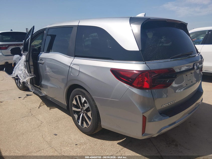 2025 Honda Odyssey VIN 5FNRL6H60SB085257 IAAI salvage auction — FRONT END, Enterprise Vehicles Clear Only (Minnesota), sold $13,200 on 2026-07-29 (photo 3)