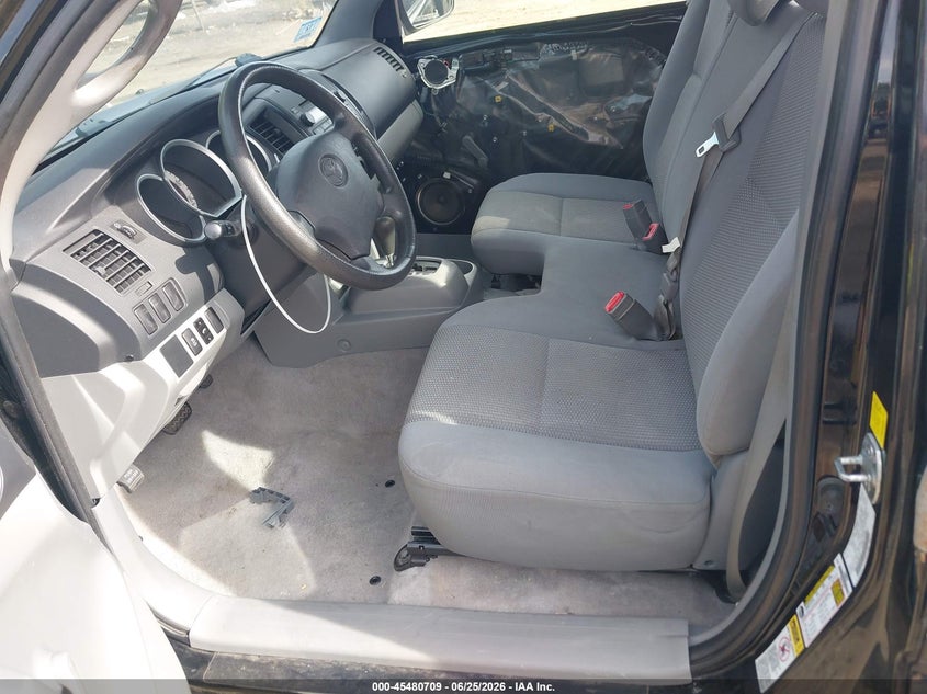 2011 Toyota Tacoma VIN 5TFNX4CN3BX005283 IAAI salvage auction — NORMAL WEAR, Clear (Massachusetts), sold $2,250 on 2026-07-28 (photo 5)