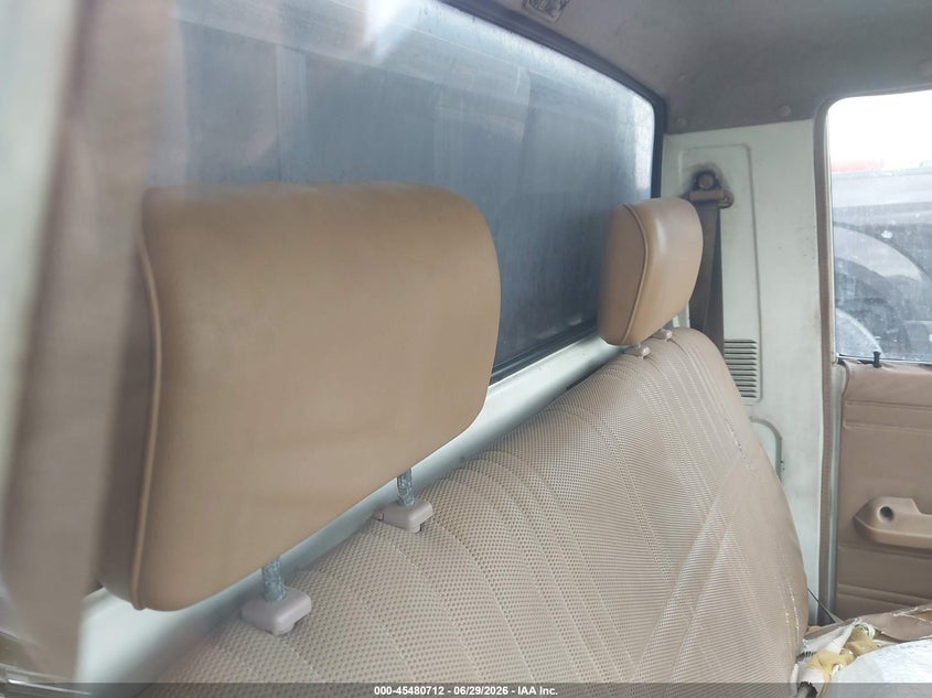 1988 Dodge Ram VIN JB7FL29E3JP103398 IAAI salvage auction — NORMAL WEAR, Original (Texas), sold $275 on 2026-07-13 (photo 8)