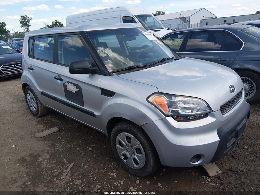2011 Kia Soul VIN KNDJT2A1XB7714792 IAAI salvage auction — NORMAL WEAR, Original (Ohio), sold $525 on 2026-07-23 (photo 1)