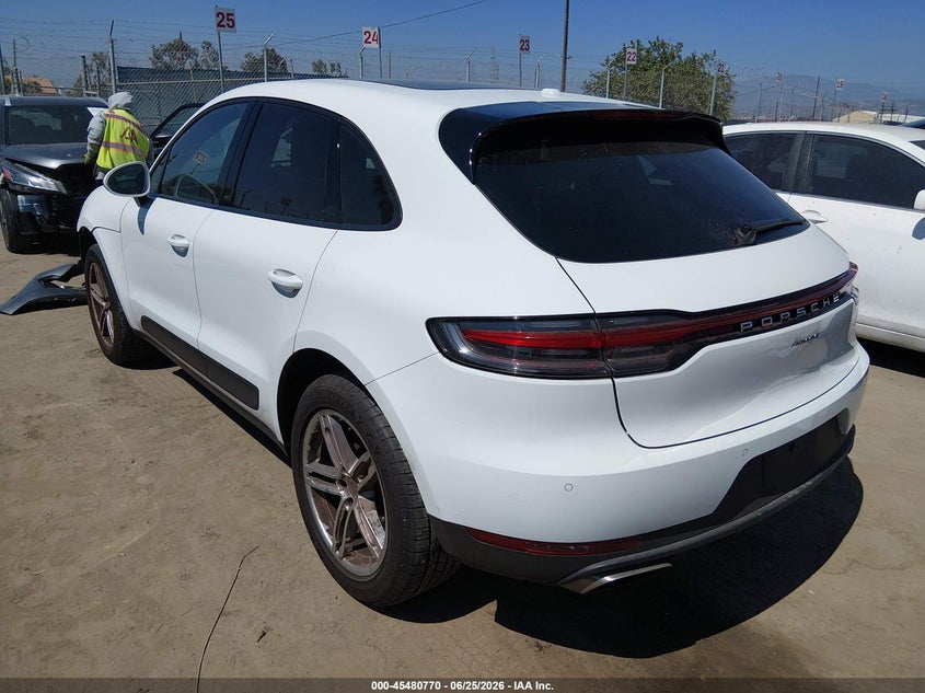 2021 Porsche Macan VIN WP1AA2A55MLB13744 IAAI salvage auction — FRONT END, Salvage Title, sold $16,000 on 2026-07-29 (photo 3)