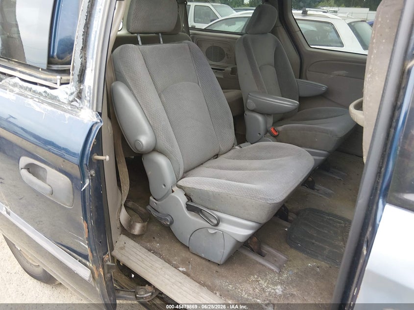2003 Dodge Grand caravan VIN 2D4GP24353R190465 IAAI salvage auction — NORMAL WEAR, Clear (Washington), sold $25 on 2026-07-08 (photo 8)