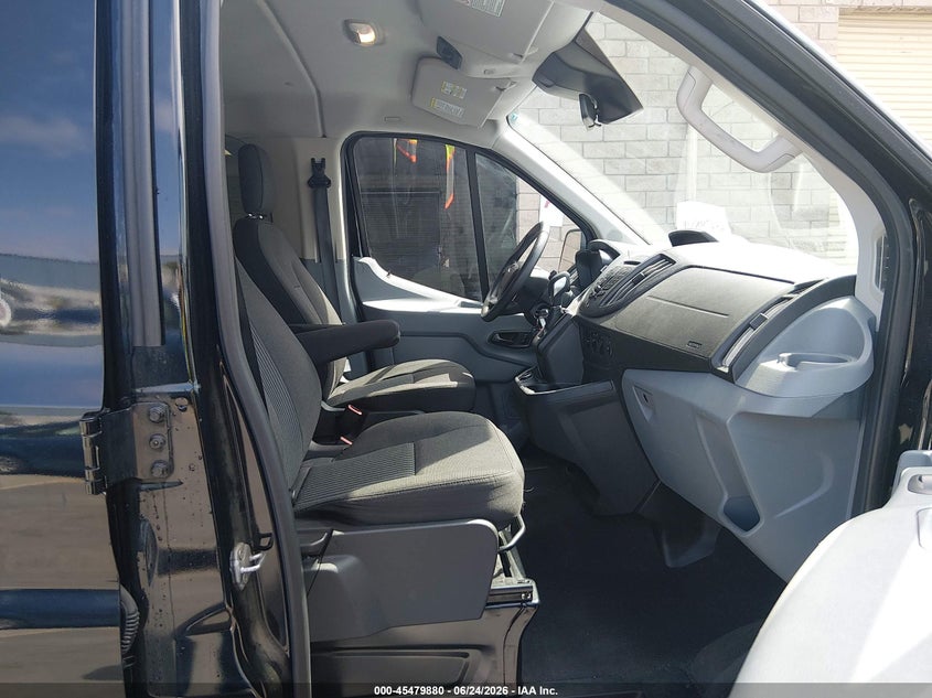 2018 Ford Transit 150 VIN 1FMZK1ZM6JKB52699 IAAI salvage auction — NORMAL WEAR, Sf97 (California), sold $20,275 on 2026-07-30 (photo 5)