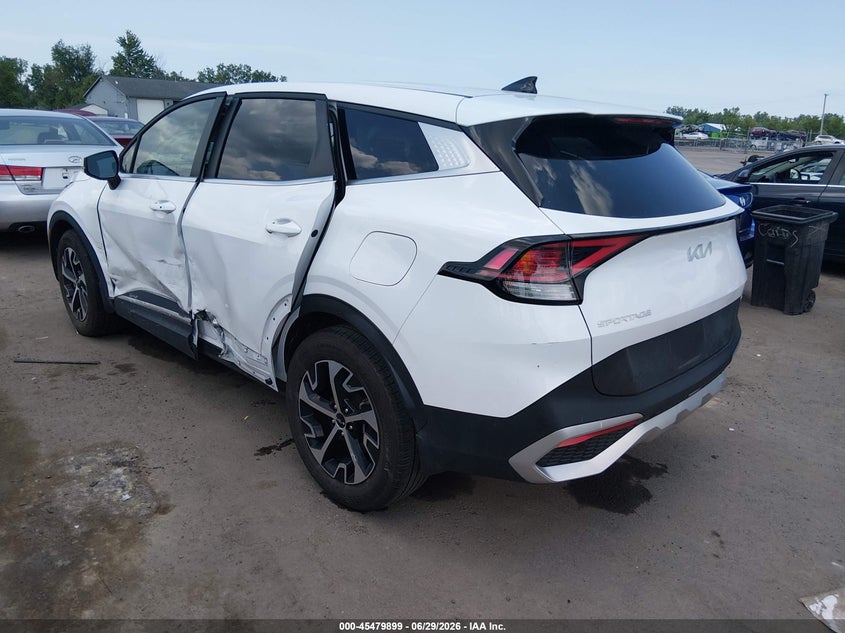 2024 Kia Sportage VIN 5XYK33DF8RG216444 IAAI salvage auction — LEFT SIDE, Salvage Title, sold $7,200 on 2026-08-01 (photo 3)
