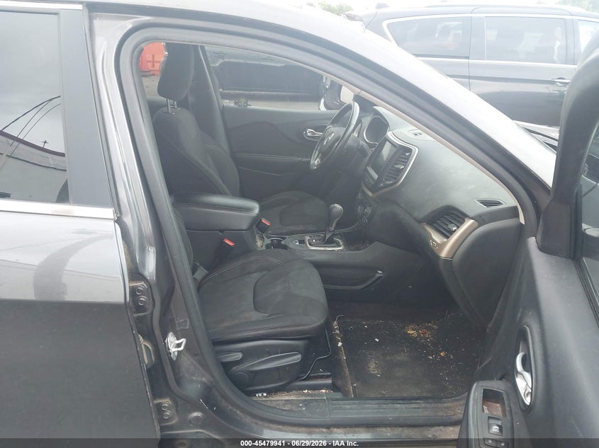2016 Jeep Cherokee VIN 1C4PJLCB0GW259203 IAAI salvage auction — NORMAL WEAR, Clear-Dealer Only (Texas), sold $1,325 on 2026-07-09 (photo 5)