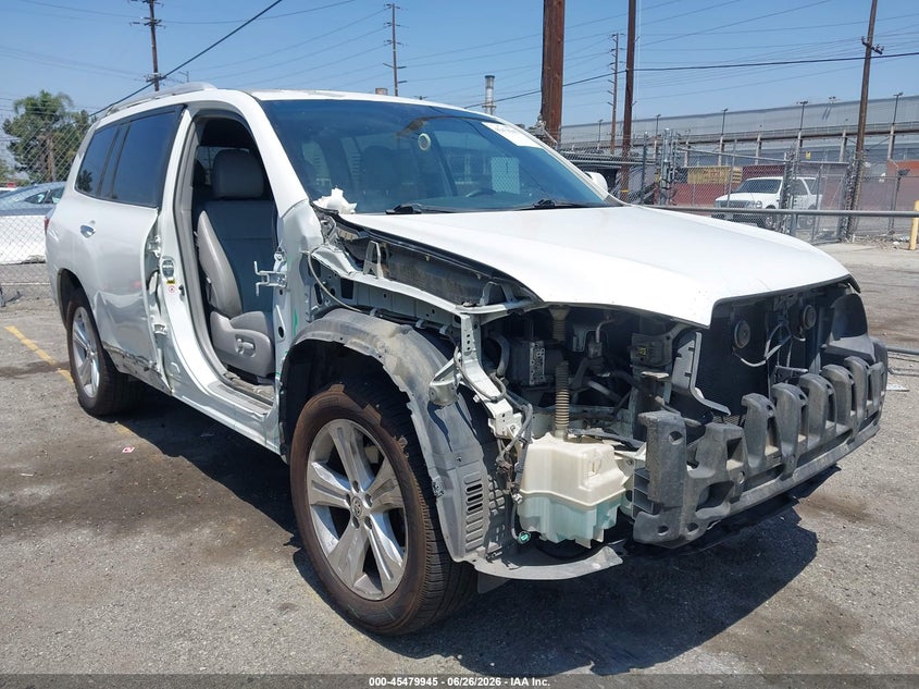 2010 Toyota Highlander VIN 5TDYK3EH3AS004779 IAAI salvage auction — RIGHT FRONT, Salvage (California), sold $900 on 2026-07-14 (photo 6)