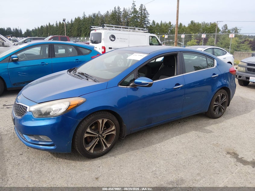2015 Kia Forte VIN KNAFX4A81F5280490 IAAI salvage auction — NORMAL WEAR, Clear (Washington), sold $800 on 2026-07-22 (photo 2)