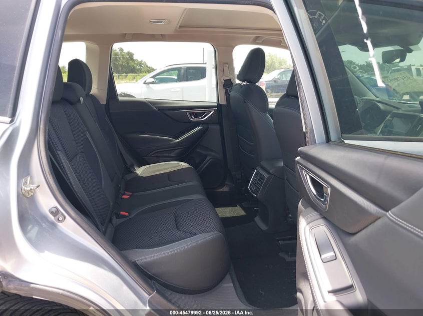 2020 Subaru Forester VIN JF2SKAJC1LH536058 IAAI salvage auction — WATER/FLOOD, Salvage (Texas), sold $3,200 on 2026-07-30 (photo 8)