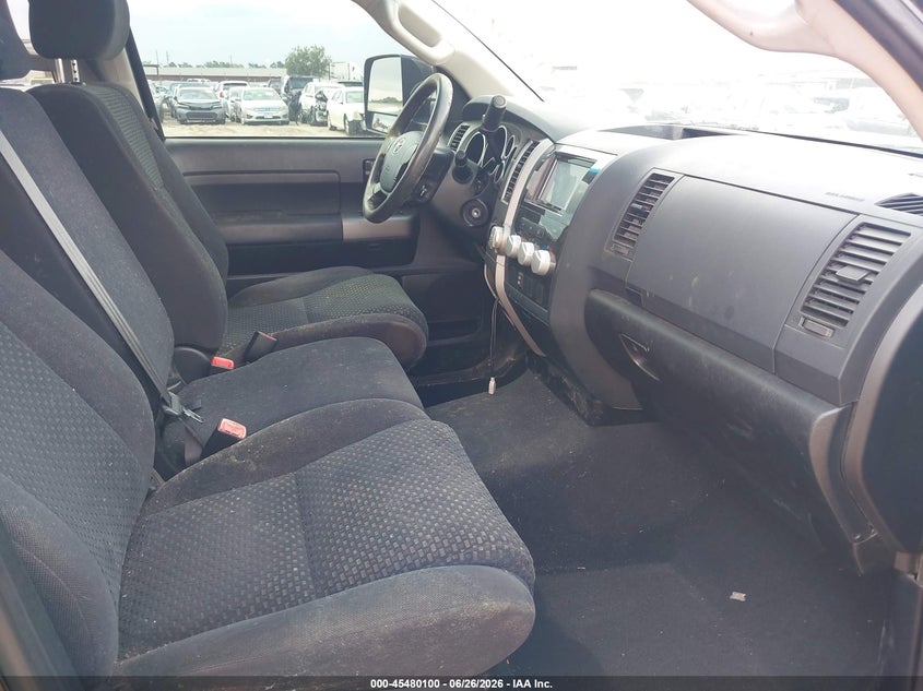 2011 Toyota Tundra VIN 5TFDW5F19BX191487 IAAI salvage auction — REAR END, Salvage (Alabama), sold $4,700 on 2026-07-28 (photo 5)