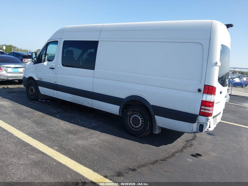 2014 Mercedes-benz Sprinter VIN WD4PE8DC4E5944404 IAAI salvage auction — REAR END, Rebuildable (Florida), sold $2,550 on 2026-07-16 (photo 3)