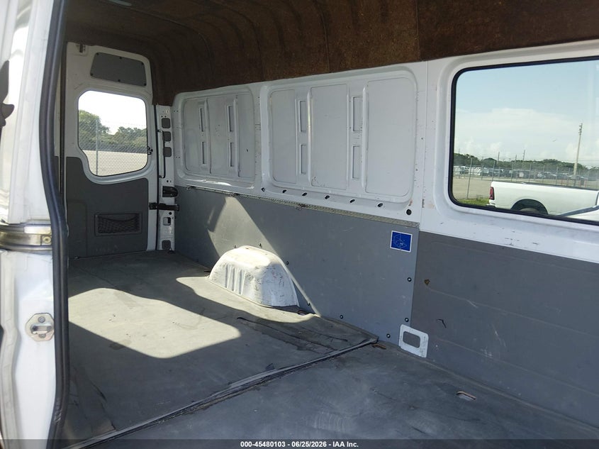 2014 Mercedes-benz Sprinter VIN WD4PE8DC4E5944404 IAAI salvage auction — REAR END, Rebuildable (Florida), sold $2,550 on 2026-07-16 (photo 8)