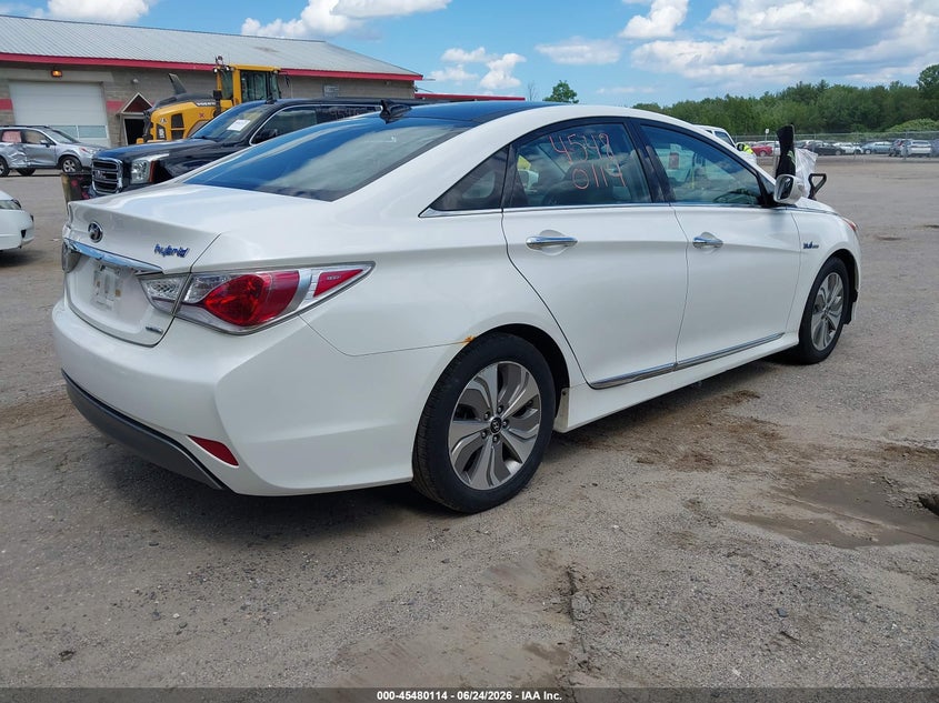 2013 Hyundai Sonata hybrid VIN KMHEC4A45DA068506 IAAI salvage auction — NORMAL WEAR, Original (Maine), sold $400 on 2026-07-06 (photo 4)