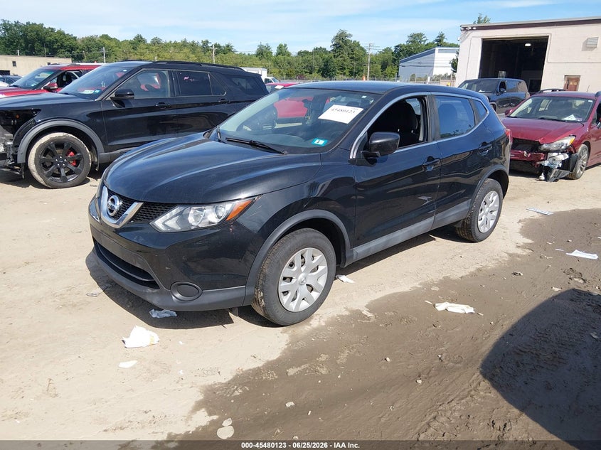 2017 Nissan Rogue VIN JN1BJ1CR2HW109447 IAAI salvage auction — NORMAL WEAR, Original (New Hampshire), sold $875 on 2026-07-29 (photo 2)