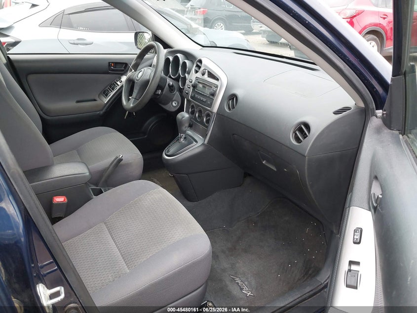 2006 Toyota Matrix VIN 2T1KR32E46C610944 IAAI salvage auction — NORMAL WEAR, Clear (Washington), sold $1,700 on 2026-07-08 (photo 5)