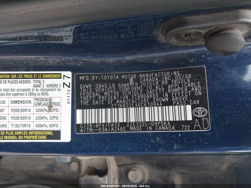 2006 Toyota Matrix VIN 2T1KR32E46C610944 IAAI salvage auction — NORMAL WEAR, Clear (Washington), sold $1,700 on 2026-07-08 (photo 9)