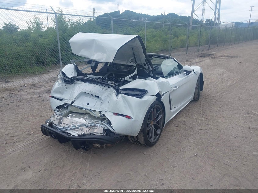 2021 Porsche 718 spyder VIN WP0CC2A8XMS240333 IAAI salvage auction — REAR END, Salvage (Pennsylvania), sold $32,000 on 2026-07-30 (photo 4)