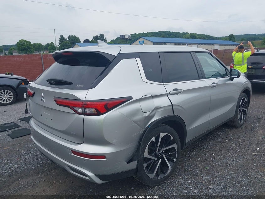 2024 Mitsubishi Outlander VIN JA4J4VA83RZ068273 IAAI salvage auction — RIGHT REAR, Salvage Title, sold $8,100 on 2026-08-01 (photo 6)