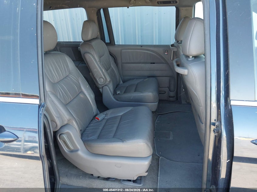 2010 Honda Odyssey VIN 5FNRL3H98AB005260 IAAI salvage auction — SIDE, Salvage (California), sold $1,150 on 2026-07-09 (photo 8)