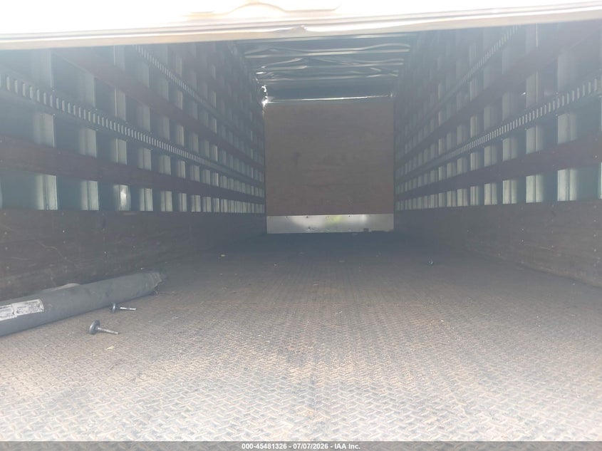 2018 Hino 258/268 VIN 5PVNJ8JV9J4S68566 IAAI salvage auction — FRONT END, Salvage (Virginia), sold $1,775 on 2026-07-22 (photo 6)