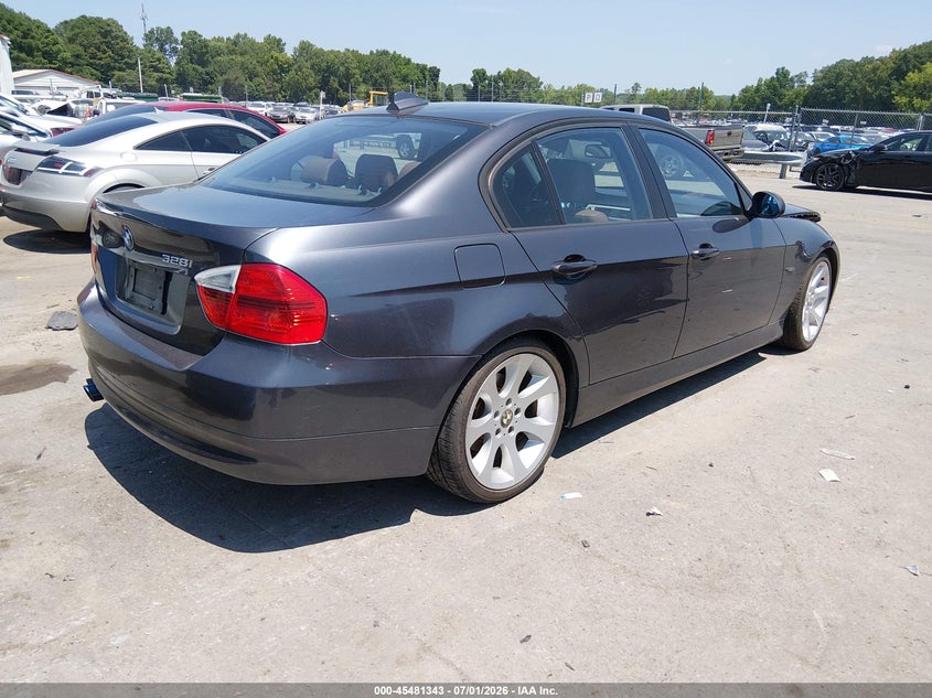 2007 BMW 3er VIN WBAVA33527KX82339 IAAI salvage auction — FRONT END, Salvage (North Carolina), sold $375 on 2026-08-03 (photo 4)