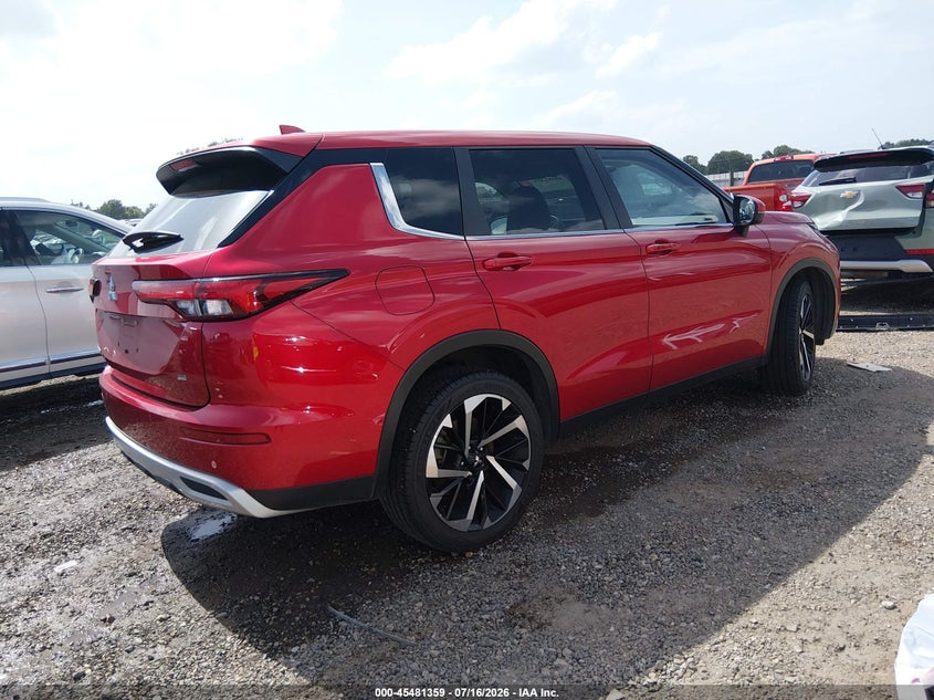 2024 Mitsubishi Outlander VIN JA4J3VA83RZ067871 IAAI salvage auction — SIDE, Salvage Title, sold $14,150 on 2026-07-22 (photo 4)