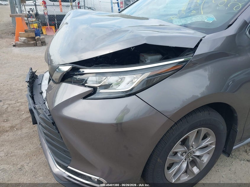 2022 Toyota Sienna VIN 5TDYRKEC3NS123027 IAAI salvage auction — FRONT & REAR, Salvage - Greater Than 75% (Maryland), sold $10,600 on 2026-07-28 (photo 6)