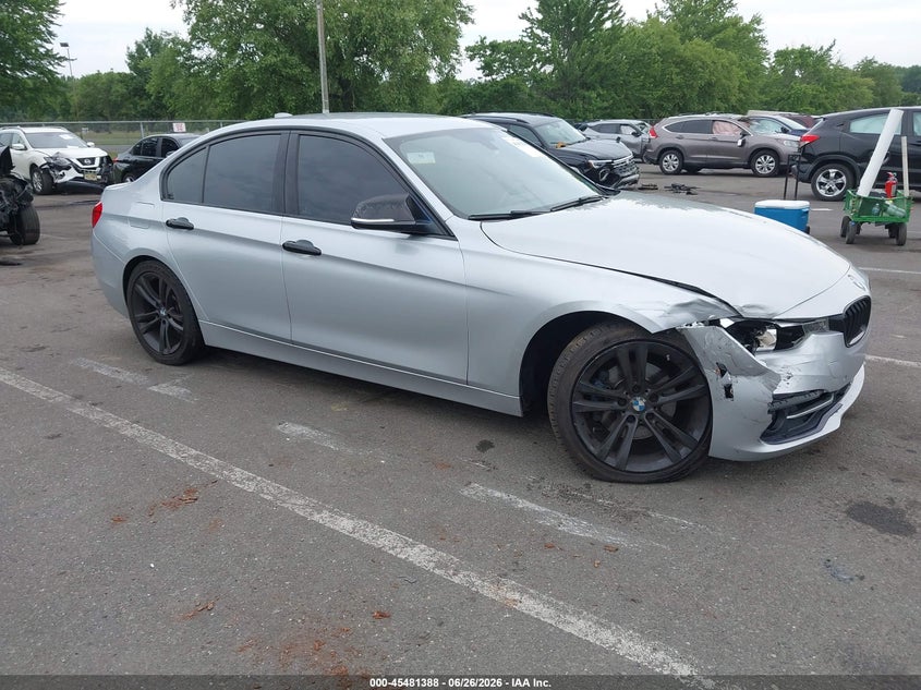 2017 BMW 3er VIN WBA8B9G32HNU56918 IAAI salvage auction — RIGHT FRONT, Salvage (New Jersey), sold $3,100 on 2026-08-17 (photo 1)