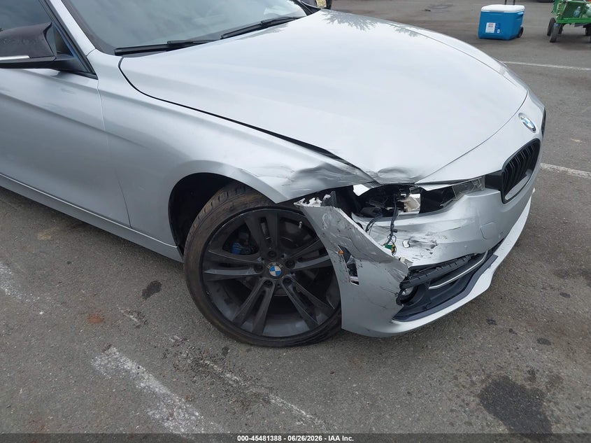 2017 BMW 3er VIN WBA8B9G32HNU56918 IAAI salvage auction — RIGHT FRONT, Salvage (New Jersey), sold $3,100 on 2026-08-17 (photo 6)