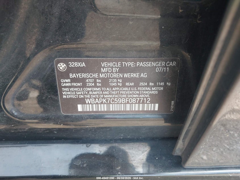 2011 BMW 3 series VIN WBAPK7C59BF087712 IAAI salvage auction — STORM DAMAGE, Clear (Indiana), sold $300 on 2026-07-28 (photo 9)