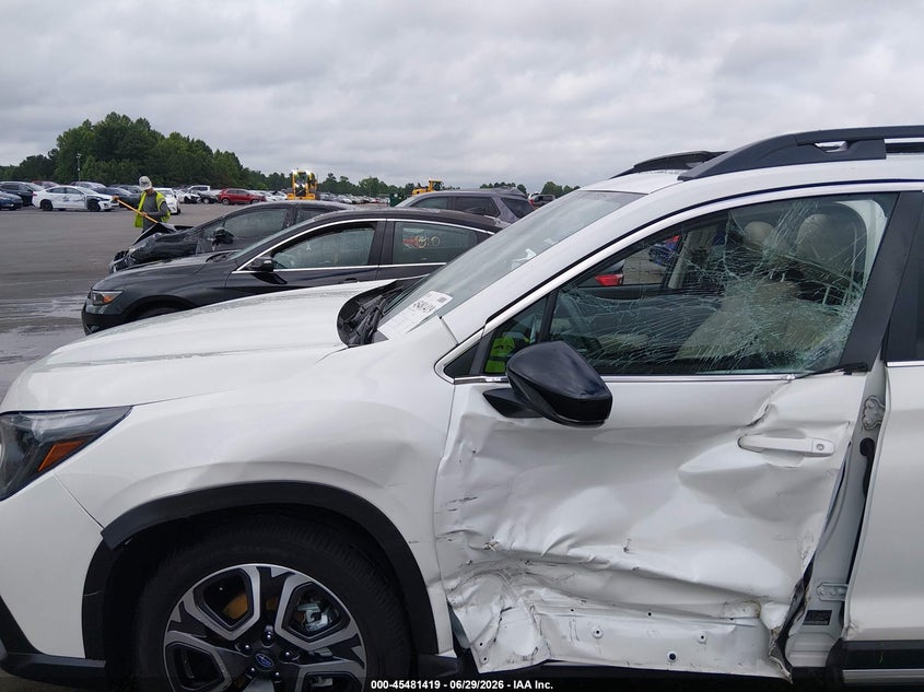2024 Subaru Ascent VIN 4S4WMAUD7R3420279 IAAI salvage auction — SIDE, Salvage (North Carolina), sold $10,100 on 2026-07-31 (photo 6)