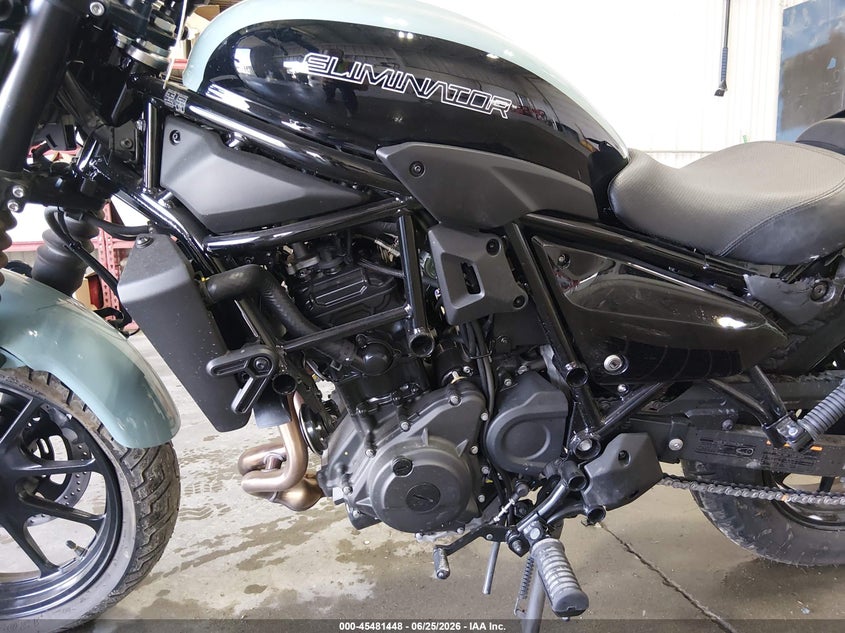 2025 Kawasaki VIN ML5ELFB11SDA13970 IAAI salvage auction — FRONT END, Salvage Title, sold $750 on 2026-10-08 (photo 9)
