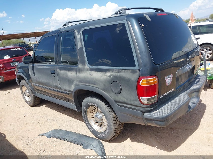 2000 Ford Explorer sport trac VIN 1FMYU60XXYUA98221 IAAI salvage auction — NORMAL WEAR, Clear-Dealer Only (Arizona), sold $300 on 2026-07-09 (photo 3)
