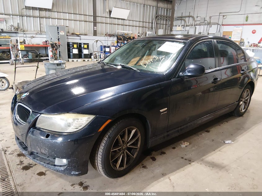 2010 BMW 3 series VIN WBAPK5C56AA648111 IAAI salvage auction — FRESH WATER, Clear (Massachusetts), sold $200 on 2026-07-14 (photo 2)