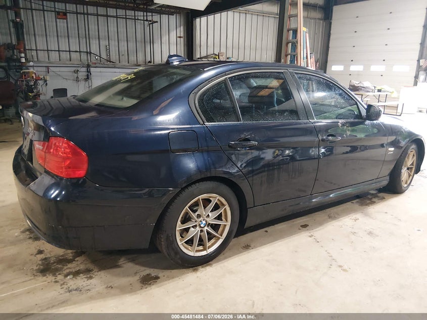 2010 BMW 3 series VIN WBAPK5C56AA648111 IAAI salvage auction — FRESH WATER, Clear (Massachusetts), sold $200 on 2026-07-14 (photo 4)