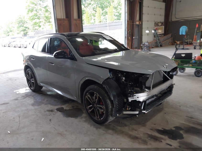 2025 BMW X2 VIN WBX63GM04S5081646 — IAAI salvage auction photo