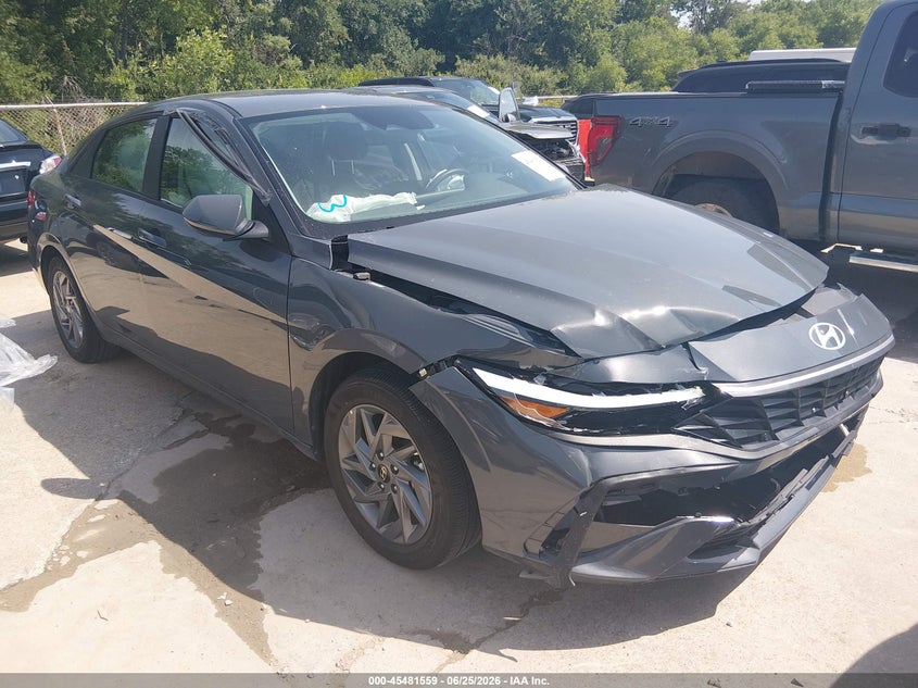 2026 Hyundai Elantra VIN KMHLM4DJ5TU200991 IAAI salvage auction — FRONT END, Certificate Of Destruction (Florida), sold $5,075 on 2026-07-20 (photo 1)