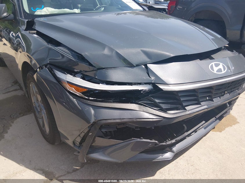 2026 Hyundai Elantra VIN KMHLM4DJ5TU200991 IAAI salvage auction — FRONT END, Certificate Of Destruction (Florida), sold $5,075 on 2026-07-20 (photo 6)