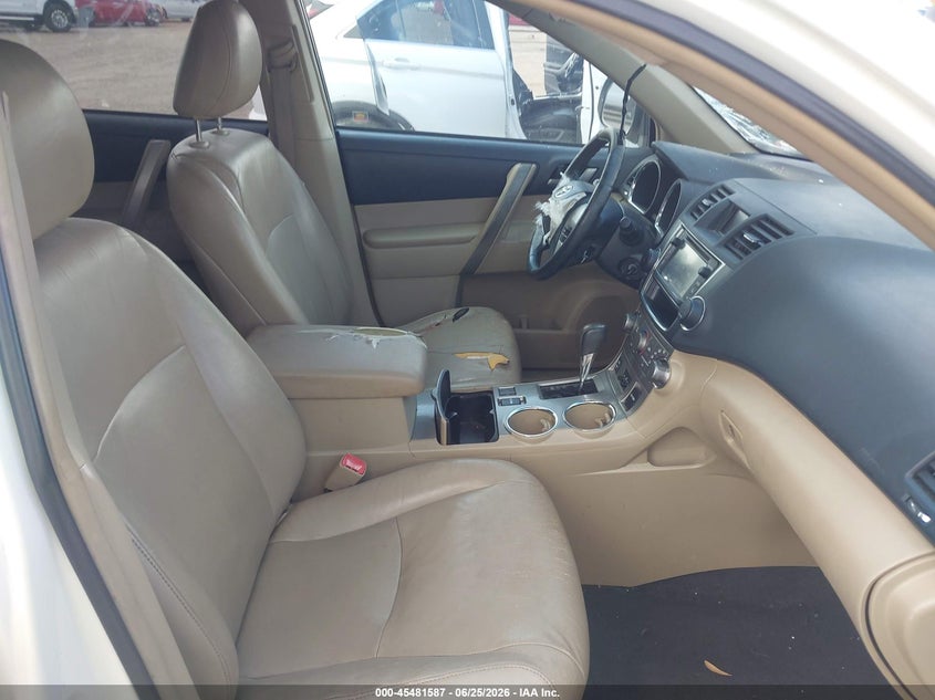 2013 Toyota Highlander VIN 5TDZK3EH8DS125980 IAAI salvage auction — FRONT END, Salvage (Texas), sold $25 on 2026-07-29 (photo 5)