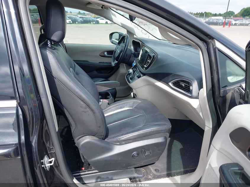 2018 Chrysler Pacifica VIN 2C4RC1BG0JR178030 IAAI salvage auction — FRONT END, Salvage (Minnesota), sold $3,250 on 2026-08-26 (photo 5)