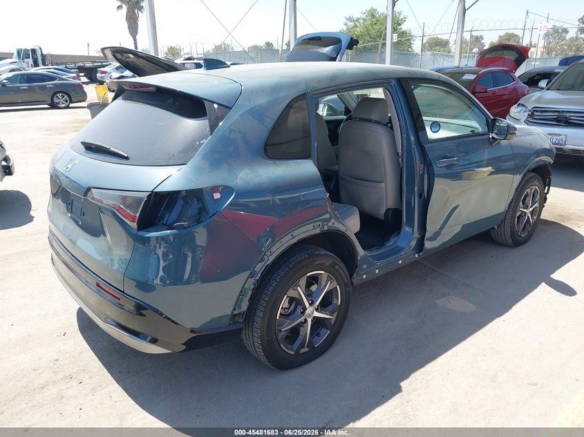 2024 Honda Hr-v VIN 3CZRZ1H77RM755929 IAAI salvage auction — RIGHT SIDE, Salvage Title, sold $7,900 on 2026-07-29 (photo 4)
