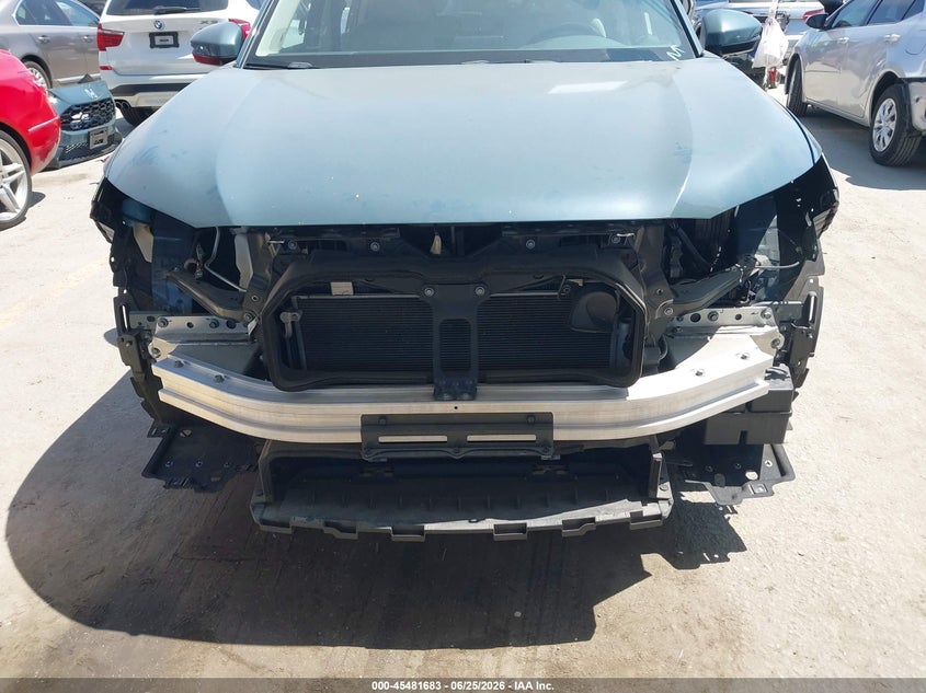 2024 Honda Hr-v VIN 3CZRZ1H77RM755929 IAAI salvage auction — RIGHT SIDE, Salvage Title, sold $7,900 on 2026-07-29 (photo 6)