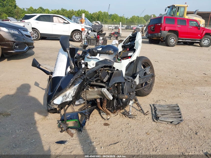 2022 Kawasaki Ninja VIN ML5EXEN1XNDA74409 IAAI salvage auction — ALL OVER, Salvage Title, sold $50 on 2026-07-21 (photo 2)