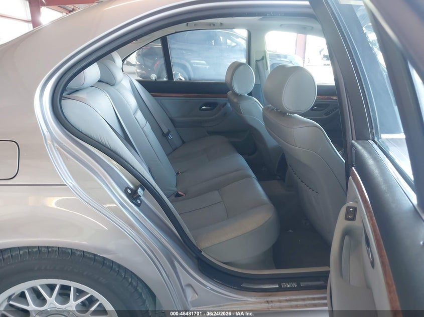 1999 BMW 5 series VIN WBADM634XXGU02713 IAAI salvage auction — NORMAL WEAR, Clear - Dealer Only (California), sold $375 on 2026-07-21 (photo 8)