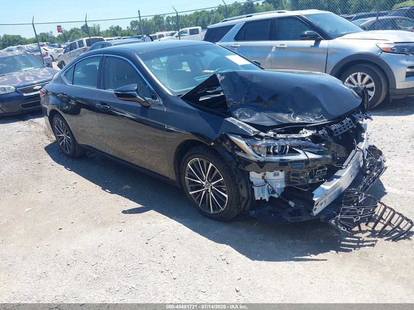 2024 Lexus ES VIN 58ADZ1B18RU179160 — IAAI salvage auction photo