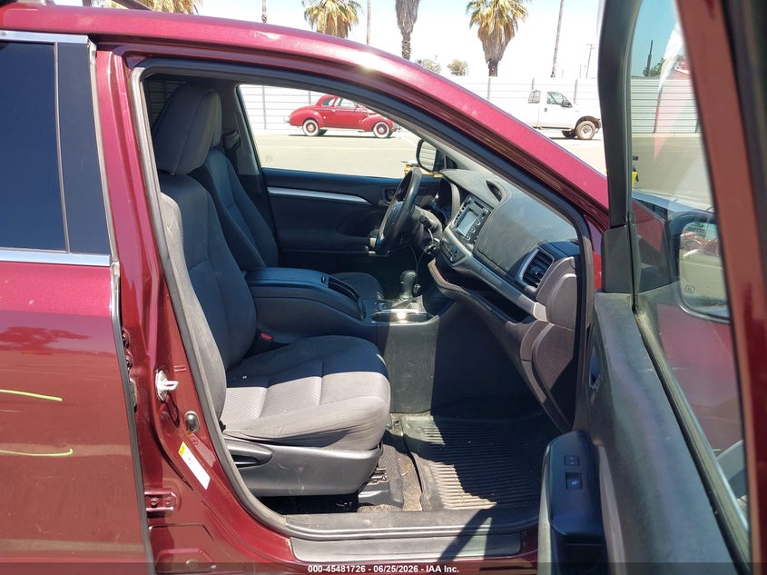 2015 Toyota Highlander VIN 5TDZARFH2FS016079 IAAI salvage auction — SIDE, Salvage Title, sold $4,200 on 2026-07-21 (photo 5)