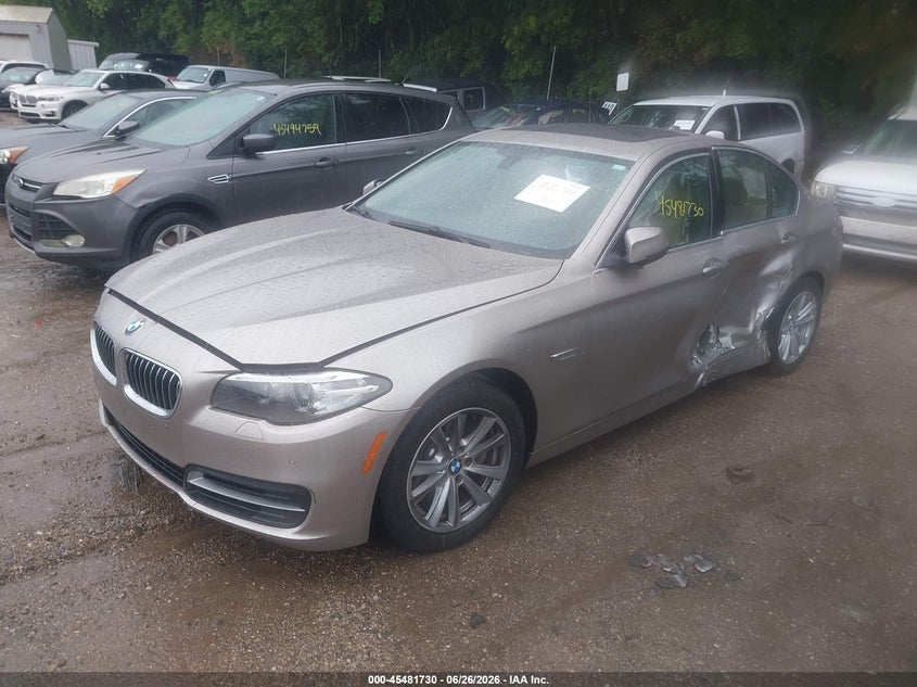 2014 BMW 5er VIN WBA5A7C5XED617132 IAAI salvage auction — LEFT SIDE, Salvage Title, sold $2,625 on 2026-08-05 (photo 2)