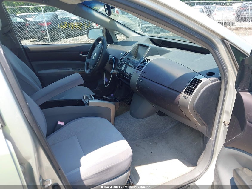 2005 Toyota Prius VIN JTDKB20U553115944 IAAI salvage auction — NORMAL WEAR, Clear (New York), sold $200 on 2026-07-14 (photo 5)