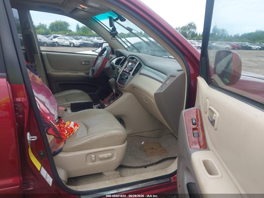 2006 Toyota Highlander VIN JTEEP21A960146096 IAAI salvage auction — NORMAL WEAR, Clear (Illinois), sold $925 on 2026-07-09 (photo 5)