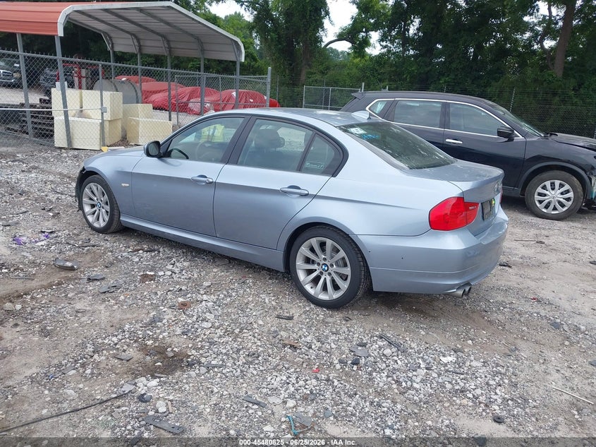 2011 BMW 3 series VIN WBAPH7G58BNN07944 IAAI salvage auction — FRONT END, Salvage (Georgia), sold $1,400 on 2026-07-17 (photo 3)